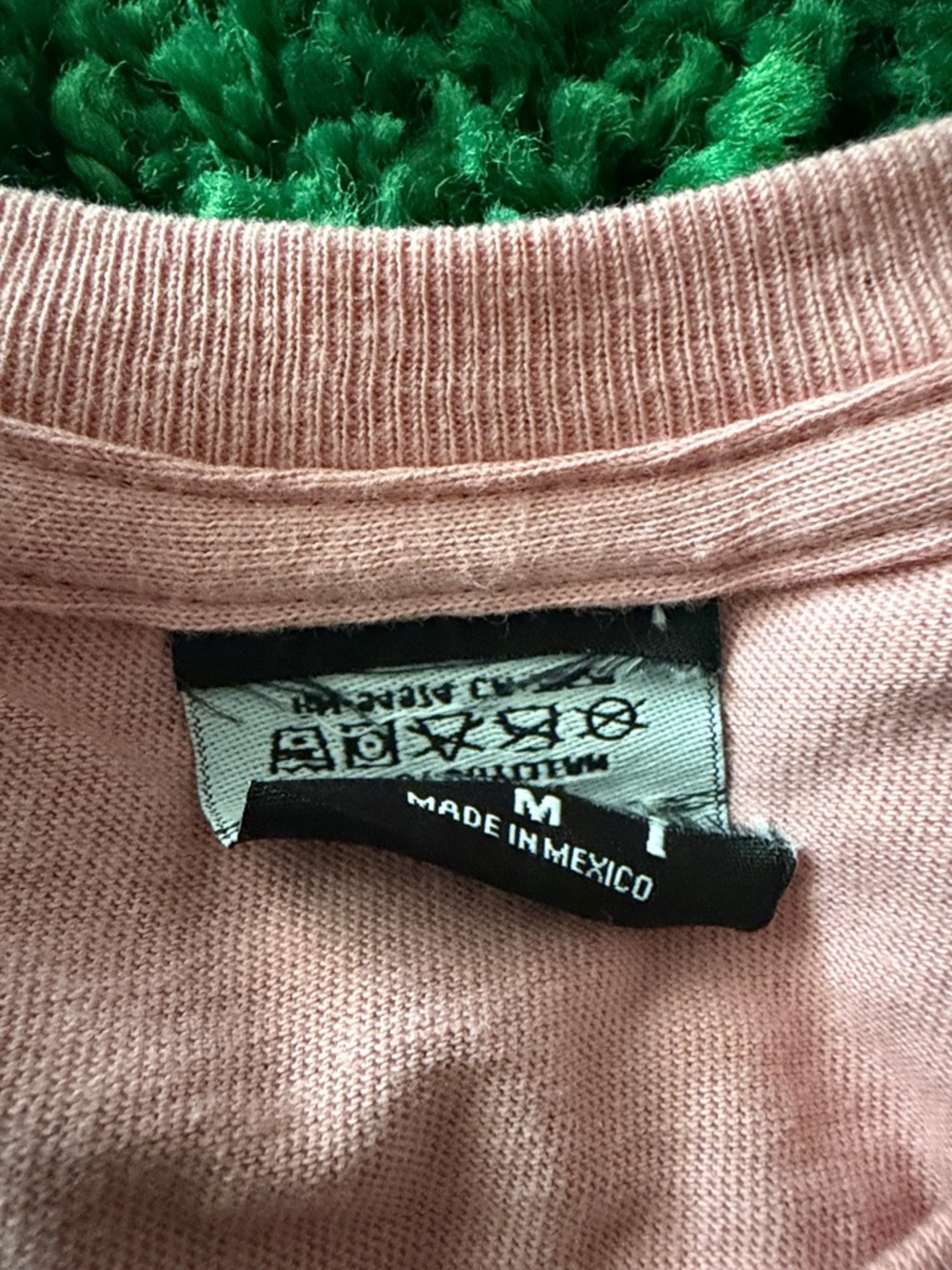 New Cut Tag Stussy Guam Chapter Tee Pink Medium - Picture 2 of 4